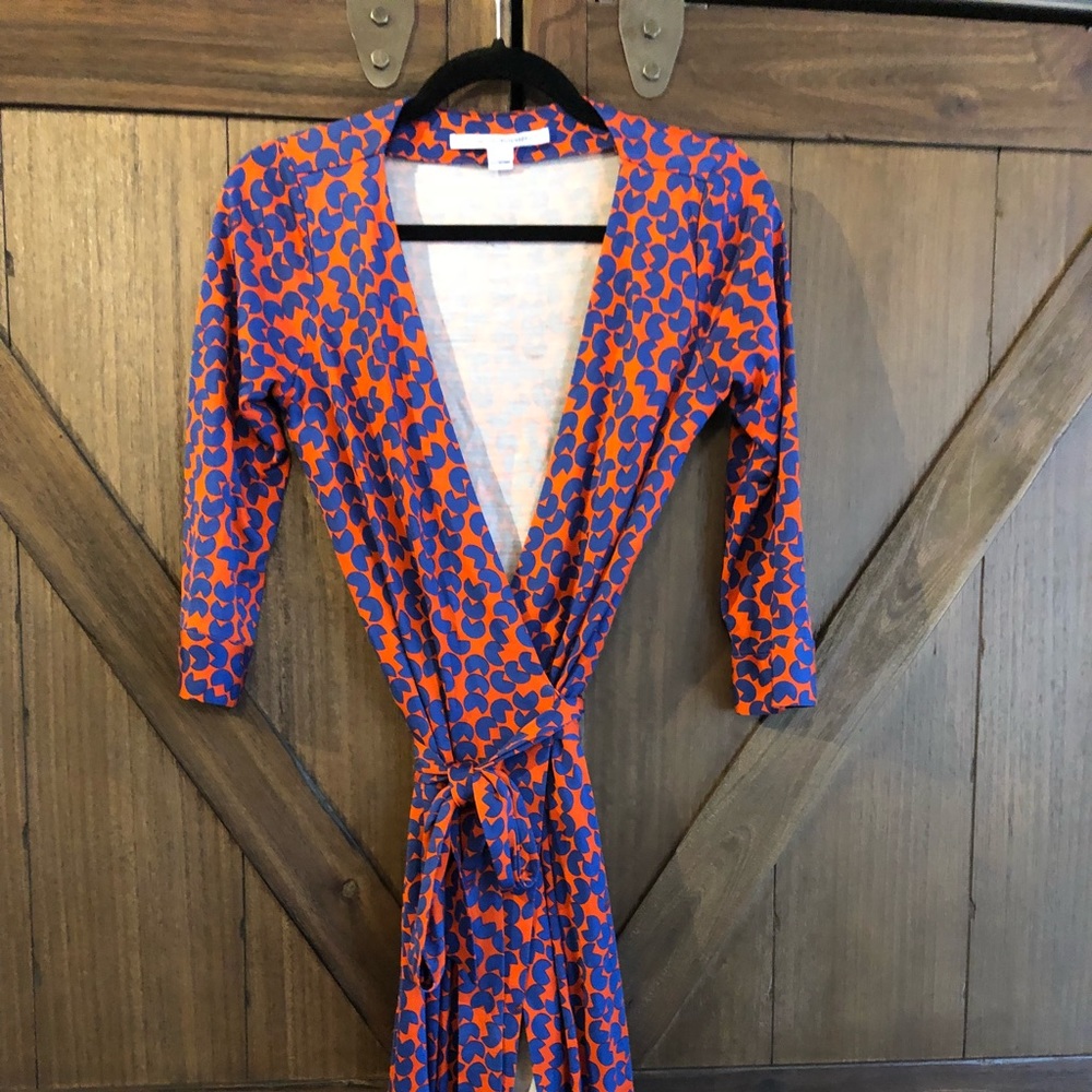 DVF wrap dress Size 4